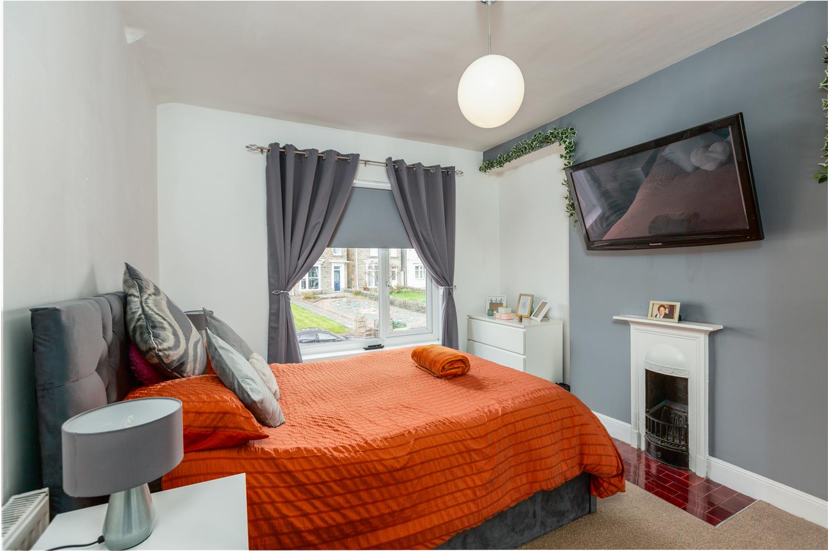 Vicarage Road, Morriston, Swansea, SA6 6DJ